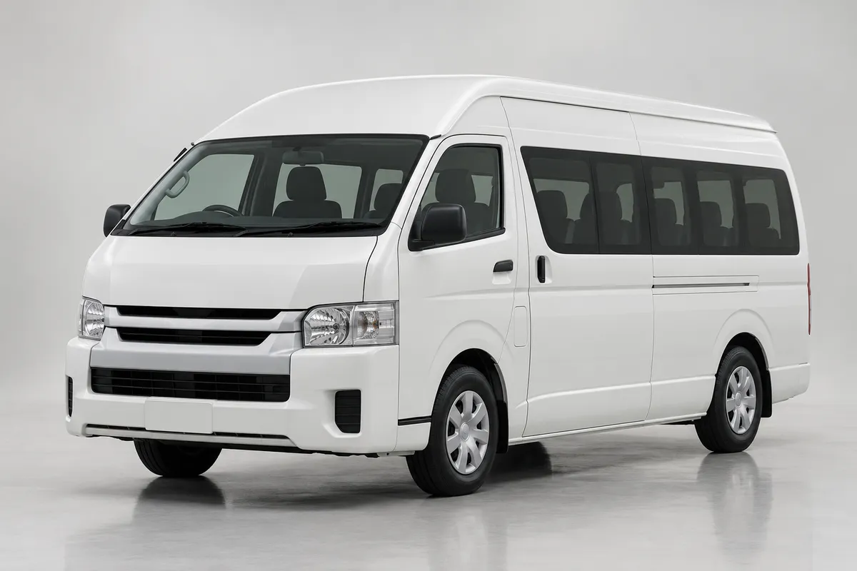 Minibus 13, white, studio view